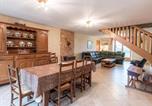 Location vacances Franche-Comté - Maison spacieuse près de Vesoul avec cheminée, idéale pour familles - Fr-1-583-434-3