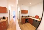 Location vacances Sète - Les Suites du Parc - Appartement lumineux de 2 chambres avec une vue imprenable sur le parc Simone Veil à 2 minutes des halles-4