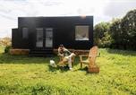 Location vacances Monclar-de-Quercy - Fonneuve Les Crins - Parcel Tiny House - Tiny House entourée par les chevaux à 45mn de Toulouse Mae-5113-1