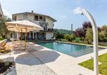 Location vacances  Province de Massa-Carrara - Villa La Lanterna Bianca a Bagnone-1