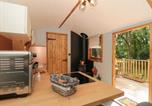 Location vacances Berkeley - The Foxes Den Shepherds Hut-4