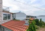 Location vacances fort Španjol, Hvar - Apartments by the sea Hvar - 14197-3