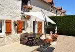 Location vacances Chaveignes - Gîte 40m² au calme avec cour privée - Fr-1-381-24-2