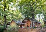 Location vacances  Ain - Huttopia Divonne les Bains-1