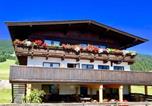 Location vacances Hopfgarten im Brixental - Pension Heidelberg-1
