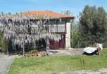 Location vacances  La sanctuaire du Bom Jesus  - Charming House in Covelas with Shared Pool-1