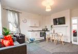Location vacances Southend-on-Sea - Large Studio Apartment with Sofabed-3