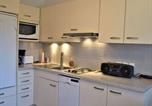 Location vacances Risoul - Studio 4 pers au pied des pistes à Risoul 1850 avec parking gratuit et casier à ski - Fr-1-330-57-4