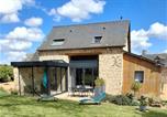 Location vacances  Mayenne - L'Atelier des hirondelles-1