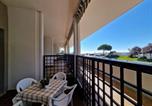 Modern residence flat with balcony-Beahost