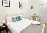 Location vacances Madrid - Oshun Cinco Torres Suites-2