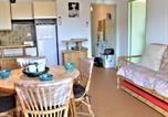 Location vacances Cavalaire-sur-Mer - Appartement Climatisé 2p avec Parking, Proche Plage et Commerces à Cavalaire - Fr-1-226b-99-4