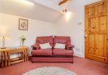 Location vacances Longhope - Granary Studio-4