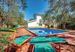 Location vacances Abbateggio - Gorgeous Home In Tocco Da Casauria With Private Swimming Pool, Can Be Inside Or Outside-1