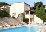 Location vacances  Alpes-de-Haute-Provence - Charmante villa à Dauphin avec piscine privée et jardin-1