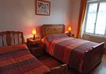 Location vacances Pulney - Gîte convivial avec 3 chambres, proche du patrimoine historique, cour et équipements inclus - Fr-1-589-38-2