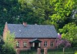 Location vacances Zielona Góra - Ceglany Domek w Gryżynie-2