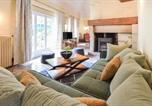 Location vacances Deux-Jumeaux - Beautiful Home In Colombieres With Wifi-3