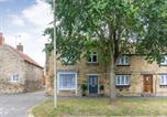 Location vacances Pickering - Cobbler's Cottage-1