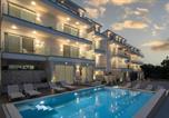 Hôtel Kalandra - Hanioti Central Hotel-4
