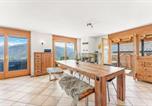 Location vacances Crans-Montana - 4bdr Alpine Chalet with Game room and Sunny terrace-4