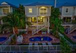 Location vacances Cape Sable - Sunset Tides - Waterfront Pool Home, 30' Dock-1