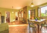 Location vacances Monforte d'Alba - Awesome Apartment In Monforte Dalba-4