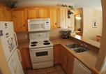 Location vacances Kamloops - Crystal Forest #04-3