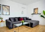 Location vacances  Aéroport de Bucarest - Ivory Residence Accommodation - Modern Comfort and Style-4