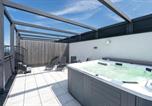 Location vacances Świnoujście - Prywatne apartamenty w Baltic Park Fort z jacuzzi, Sun & Snow-1