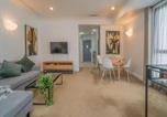 Location vacances Auckland - Spacious 1br Apt Parking, Gym ,Pool by Zodiak Stays-4