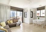 Hôtel 텔아비브 - Mamad Steps From Beach Balcony Parking By Feelhome-1