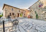 Location vacances Montalcino - Villa in Montalcino with private pool, cleaning included-2