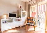 Location vacances  Malaga - Cozy Apartment In Benalmadena With Wifi-4