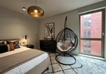 Location vacances Manchester - Canal-Side Apartment with Private Terrace - Castlefield - Business & Long Stays-3
