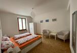 Location vacances Trois châteaux, muraille et remparts du bourg de Bellinzone - Residence Gaggiole, apartment 3-4
