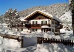 Location vacances  Wachensee - Gästehaus Karwendelblick - Ferienwohnungparterre-2