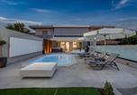 Location vacances Αχαρνές - Azure Horizon Villa-4