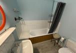 Location vacances  Cantal - Studio cosy pour 4 pers. avec balcon Sud, centre station, proche pistes et commerces - Fr-1-787-65-2