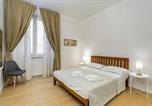 Location vacances Florence - Giardino della Fortezza Modern Apt x6 with Patio-1