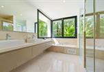 Location vacances Urnieta - Luxurious 6-Bedroom House with Pool in San Sebastin-4