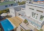 Location vacances Kleinmond - Sunset Villa A Happy Place Pool-3