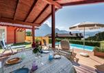 Location vacances  Province de Bergame - Amazing Home In Solto Collina Bg-3