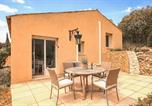 Location vacances Saint-Saturnin-lès-Apt - Maison Avec Piscine-1