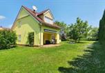 Location vacances Balatonkeresztúr - Holiday home in Balatonbereny 34653-1