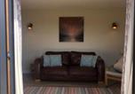 Location vacances Castle Cary - 2 Guests - Garden Retreat with Balcony Views-3