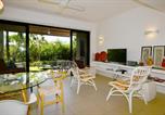 Location vacances Belle Mare - Azuri Beachside Apartment with Private Garden-3