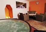 Location vacances Beroun - Flamingo Apartments-3