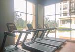 Location vacances Bogor - Fancy and Nice Studio Room at Transpark Cibubur Apartment By Travelio-2