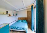 Hôtel Roquevaire - Le Mas de Bertagne studio kitchenette terrasse piscine-2